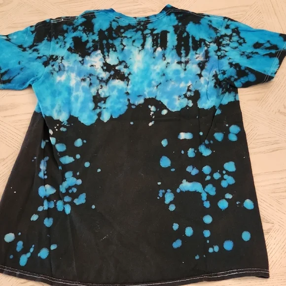 Graffix Colorful Tie Dyed Jester Tee Unisex Size Small - Picture 3 of 6